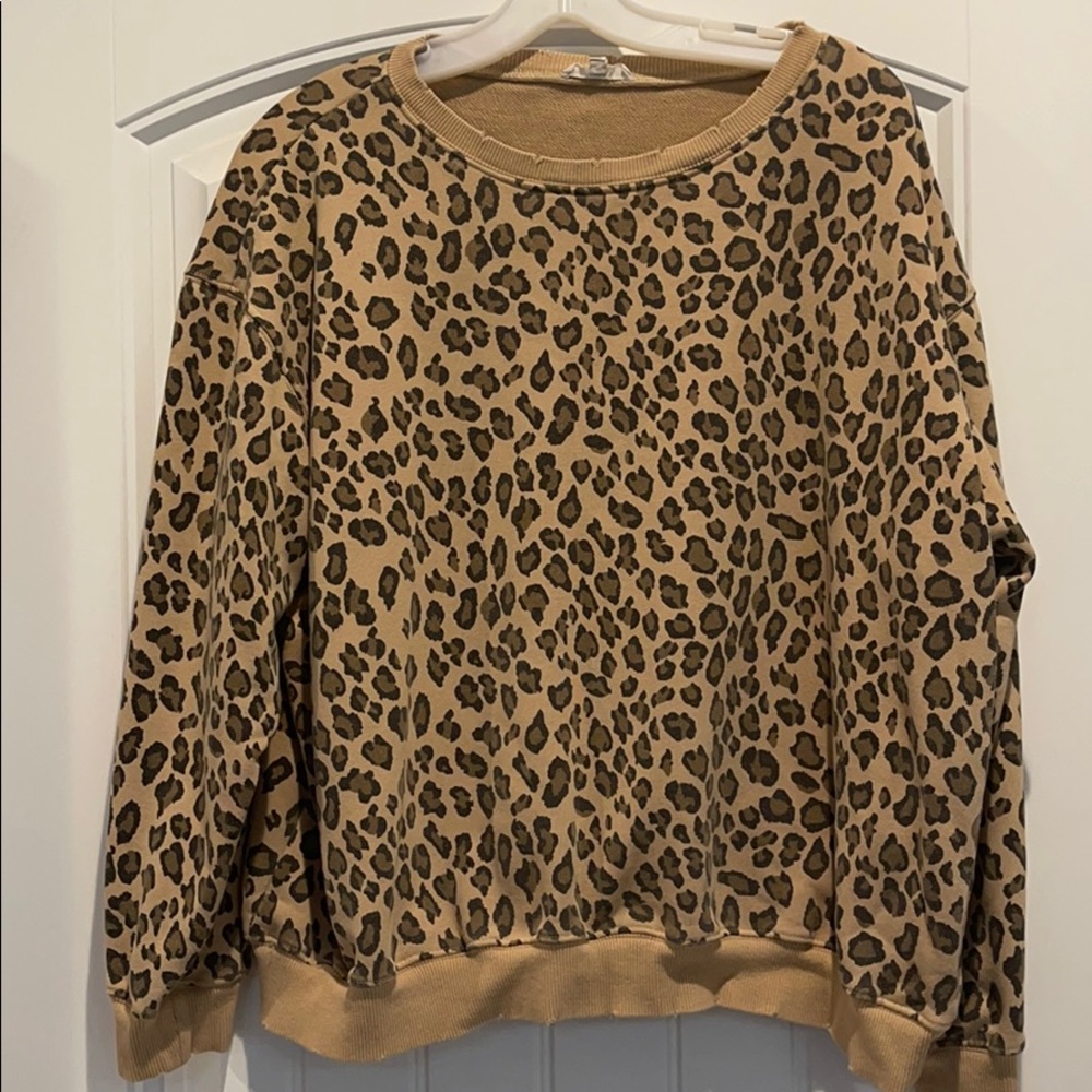 Sweatshirt